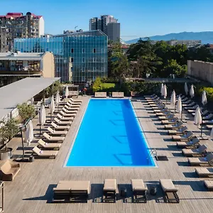 - By Ihg **** טביליסי