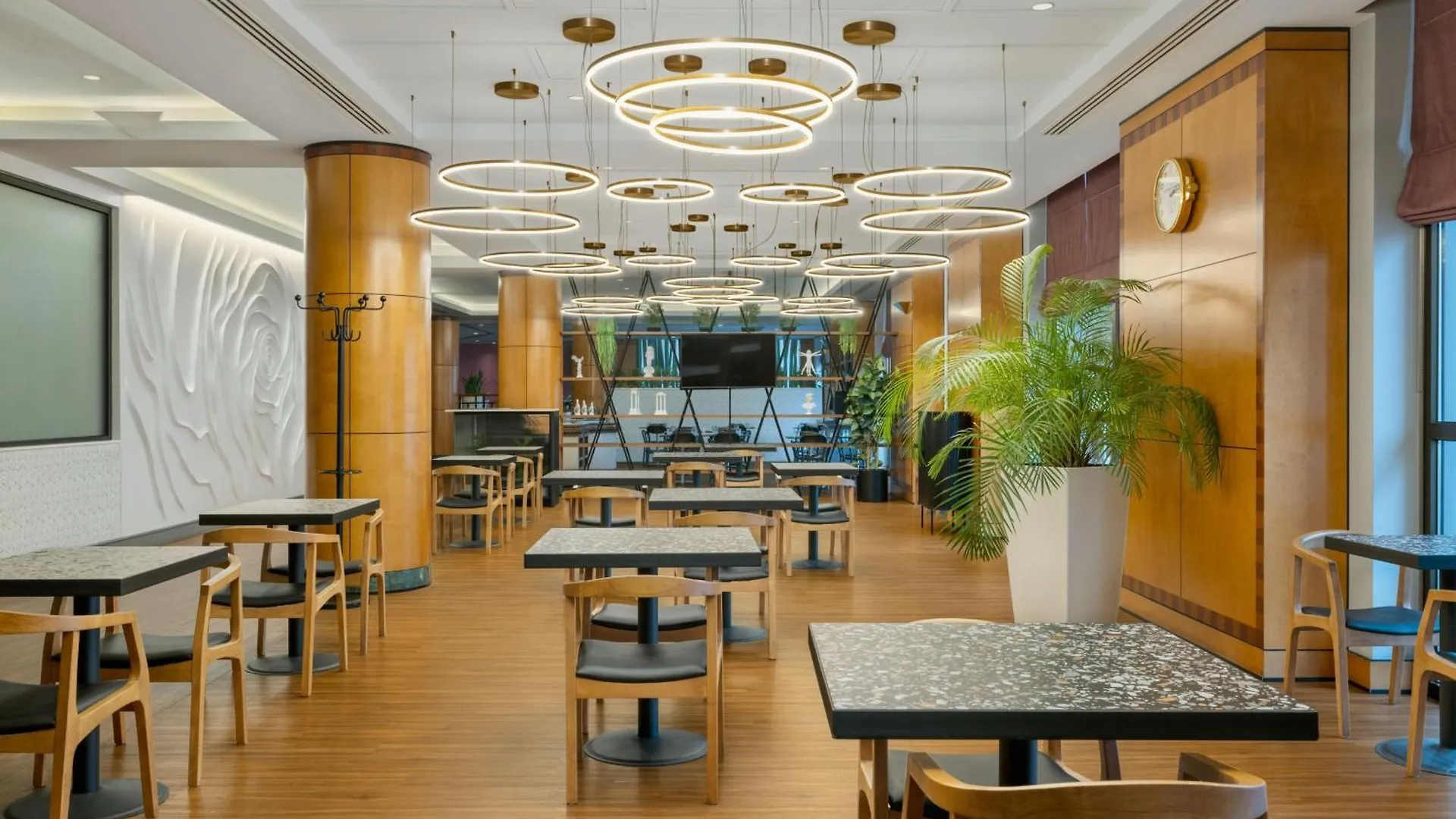 Courtyard By Marriott Tbilisi Hotel Georgië