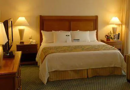 Courtyard By Marriott Tbilisi Hotel Georgia