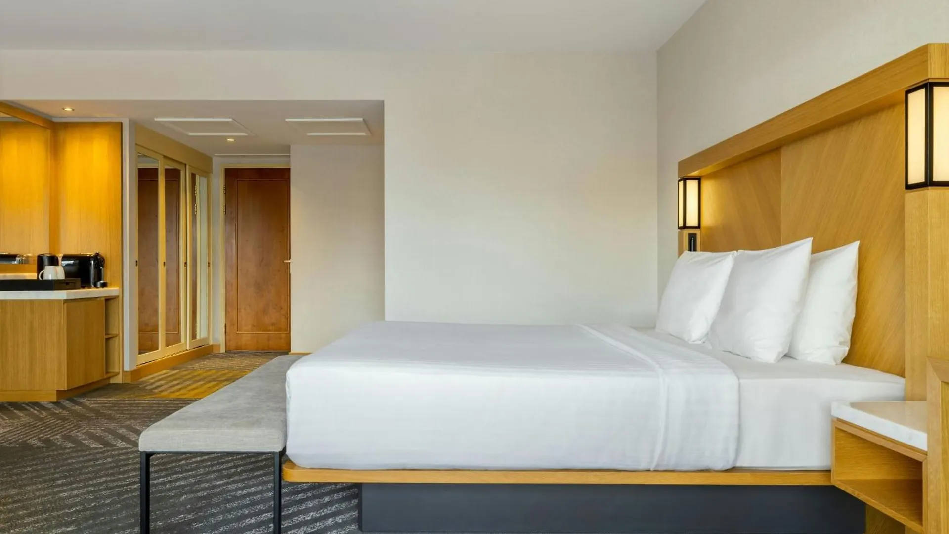 Courtyard By Marriott Tbilisi Hotel